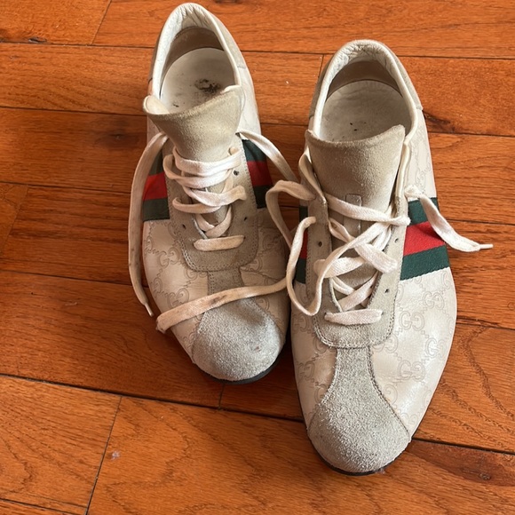 Used - Picture 3 of 3